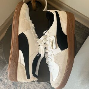 Women’s Puma Palermo Sneakers (white & black)